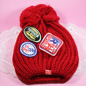 연예인털방울모자