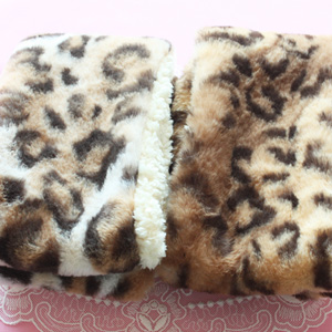 유아호피목도리